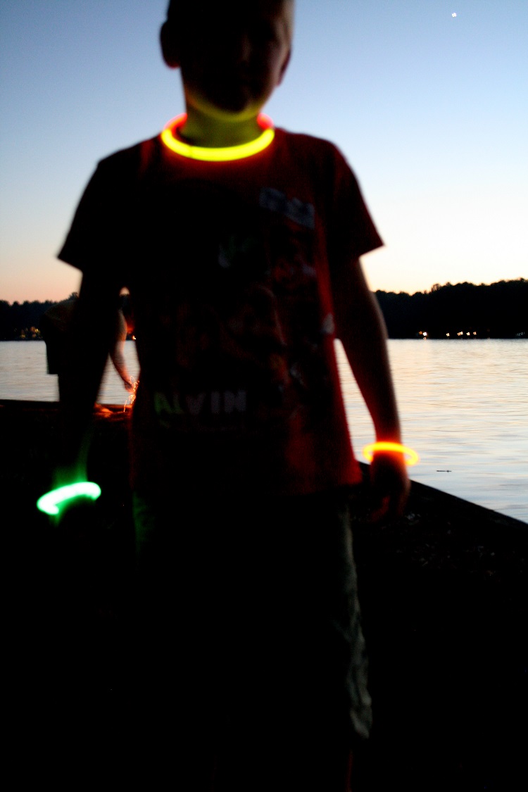 glow ışıklı çubuk