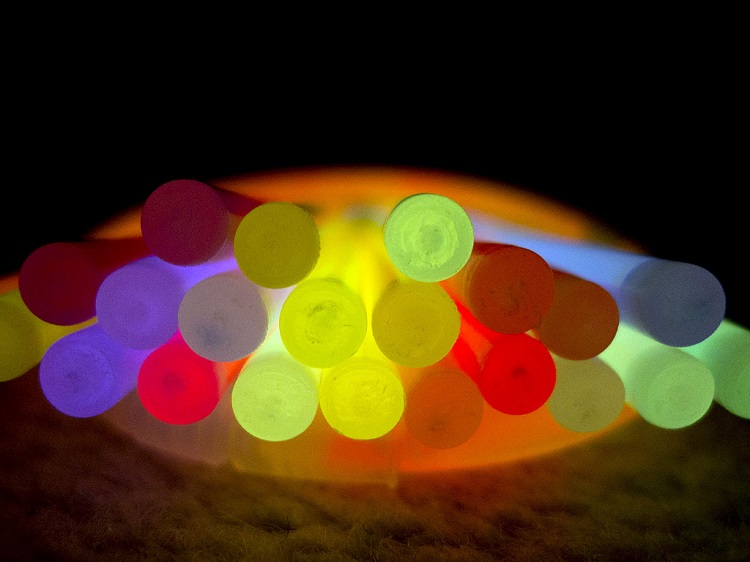 Glow ışıklı çubuk