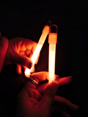 Glow ışıklı çubuk