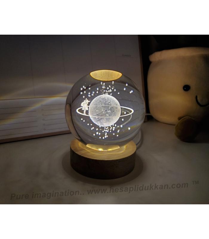 3D lazer Işıklı Kristal Küre Satürn Halkasındaki Kız 60 mm