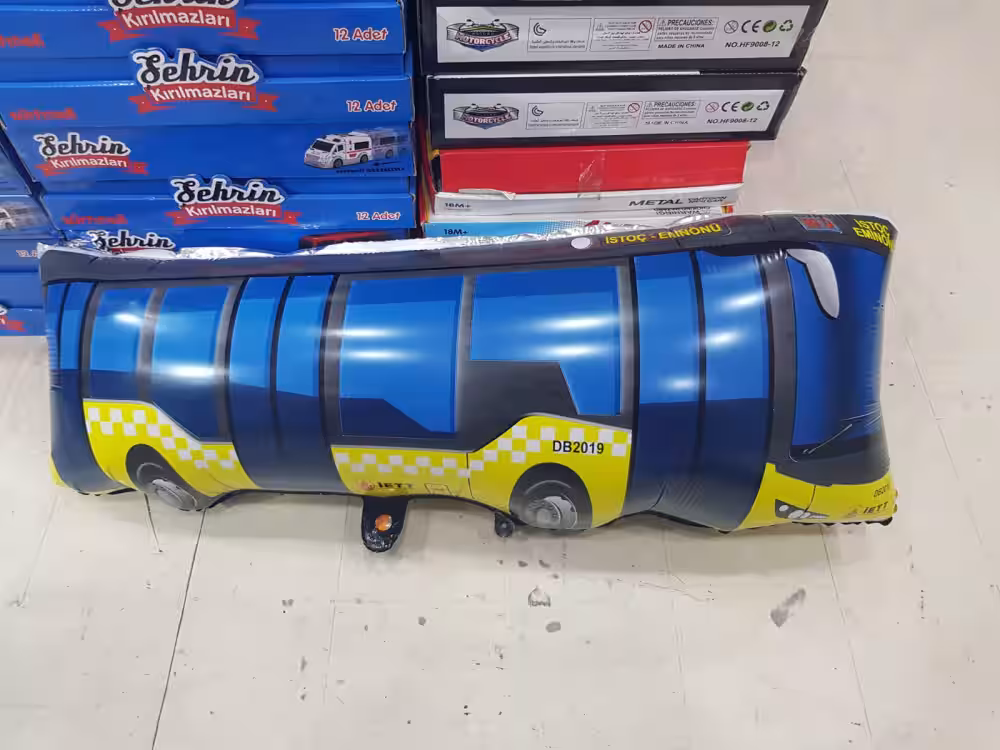 2023 Toptan orta folyo uçan balon Sarı otobüs