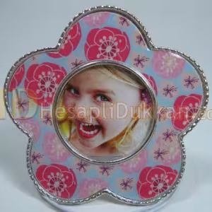 Çiçek şeklinde çerçeve bebek magnet buzdolabı süsü