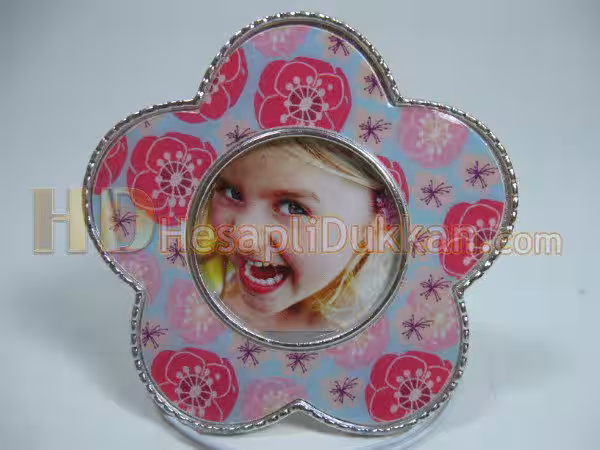 Çiçek şeklinde çerçeve bebek magnet buzdolabı süsü