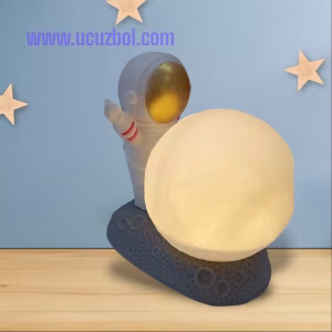 Dans Eden Astronot Gece Lambası