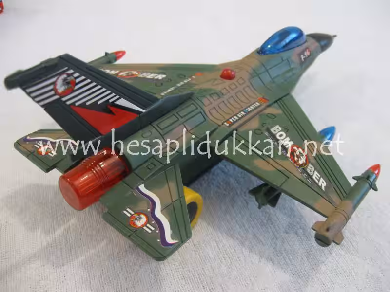 F16 ucak P472
