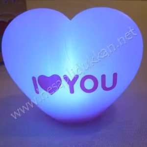 i love you yazılı kalp şeklinde renk değiştiren gece lambası P98