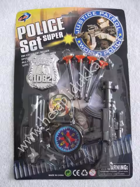 İki tabancalı rozetli hedefli pusulalı 5 oklu polis seti P873