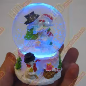 Işıklı sulu fanus noel baba figürleri yılbaşı hediyeliği R285