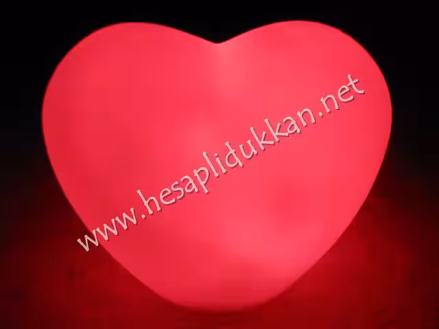Kalp şeklinde renk değiştiren gece lambası P768