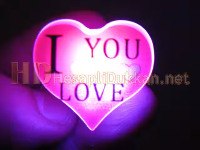 Kâlpli ışıklı i love you rozet