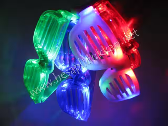 Led ışıklı rockstar panjur gözlük P698