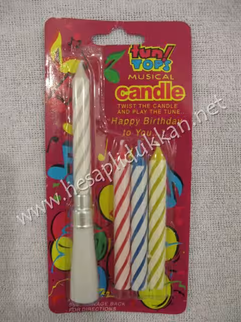 Müzikli pasta mumu P706