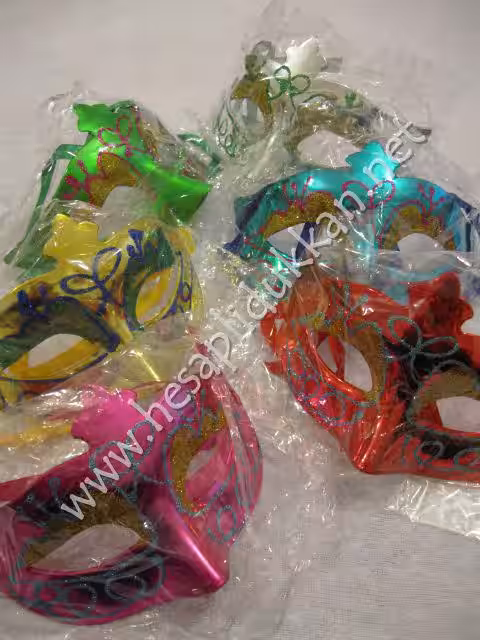 Parti maskeleri yeni model parlak R228