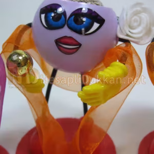 Şarkıcı çim adam CM05