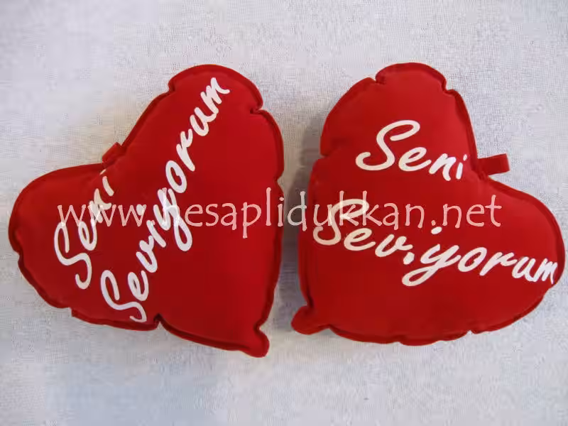 Sevgililer günü yastığı hediyesi P427