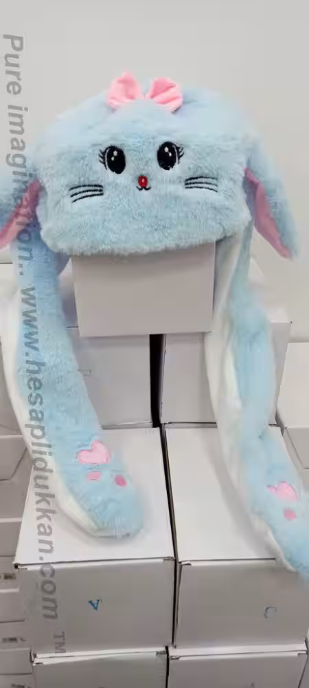 Toptan kulakları oynayan ışıklı pembe kurdeleli mavi hello kitty şapka