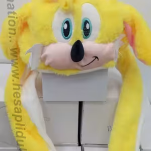 Toptan kulakları oynayan ışıklı Sonic Tails şapka
