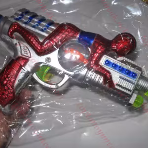 Toptan oyuncak tabanca ışıklı örümcekli