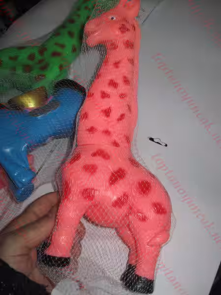 Toptan plastik düdüklü hayvan