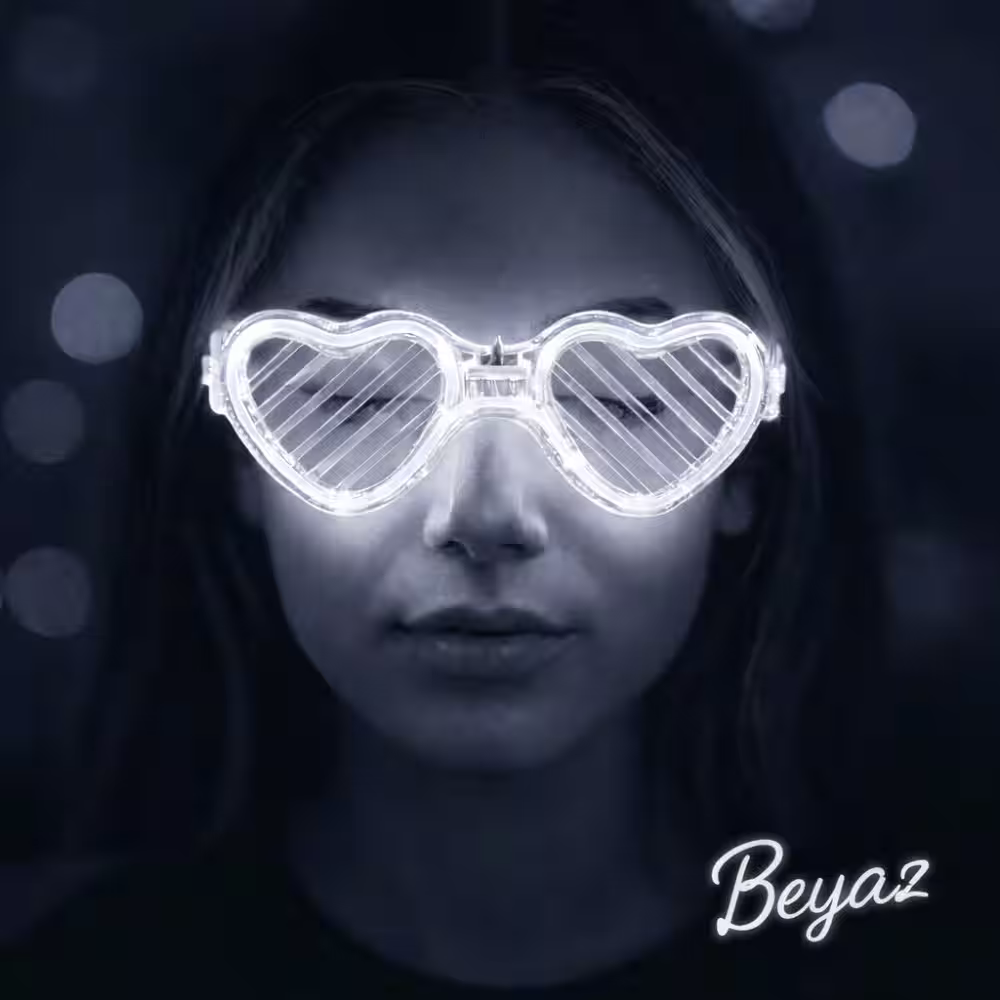 Beyaz LED Işıklı Kalp Gözlük – 3 Modlu Parti & Glow Gözlüğü