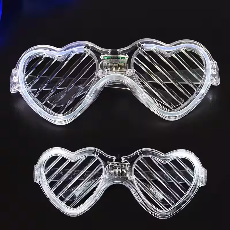 Beyaz LED Işıklı Kalp Gözlük – 3 Modlu Parti & Glow Gözlüğü