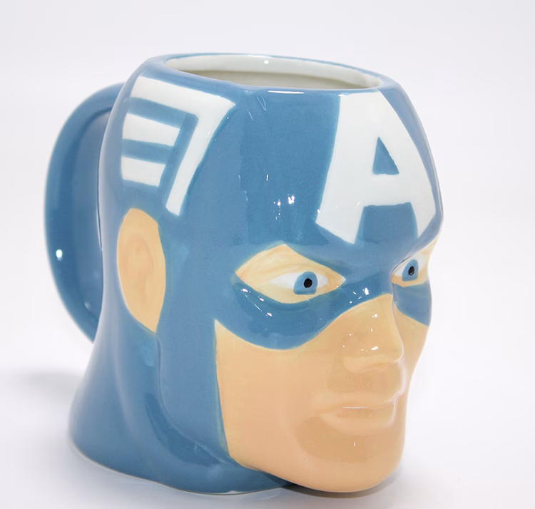 Toptan Marvel Captain America 3D Kabartmalı Karakter Kupa Bardak