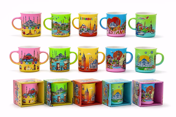 Toptan İstanbul Temalı Canlı Renkli Porselen Kupa Bardak (9,5 x 12 cm)