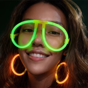 Toptan 207 Parça Fosforlu Çubuk Parti Seti - Glow Stick Eğlence ve Etkinlik Aksesuarı